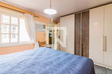 Casa à venda com 350m², 5 quartos e 4 vagas Casa à venda com 350m², 5 quartos e 4 vagasDormitório