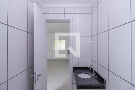Banheiro de kitnet/studio à venda com 1 quarto, 30m² em Vila Divina Pastora, São Paulo