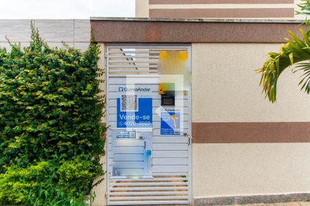 Studio para alugar com 30m², 1 quarto e sem vaga Studio para alugar com 30m², 1 quarto e sem vagaPlaca Instalada