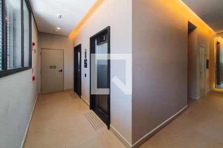 Studio à venda com 34m², 1 quarto e sem vaga Studio à venda com 34m², 1 quarto e sem vagaHall de entrada
