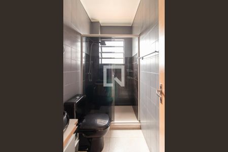 Banheiro de apartamento para alugar com 1 quarto, 51m² em Partenon, Porto Alegre