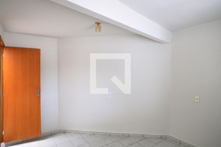 Quarto 2 de casa para alugar com 2 quartos, 70m² em Aparecida, Belo Horizonte