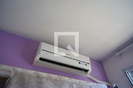 Casa de condomínio à venda com 90m², 3 quartos e 1 vagaQuarto 2 detalhe