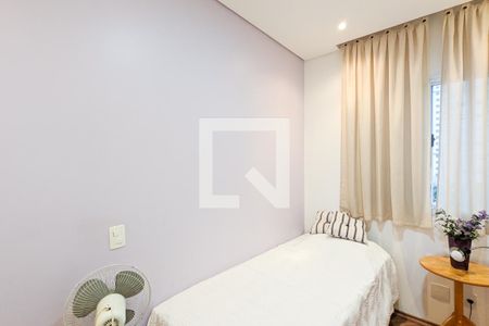 Apartamento à venda com 102m², 3 quartos e 2 vagasQuarto 2 