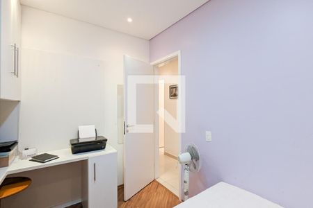 Apartamento à venda com 102m², 3 quartos e 2 vagasQuarto 2 