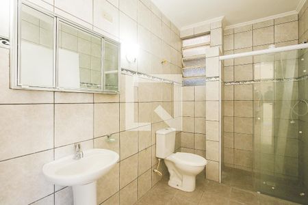 Banheiro de apartamento à venda com 1 quarto, 42m² em Floresta, Porto Alegre