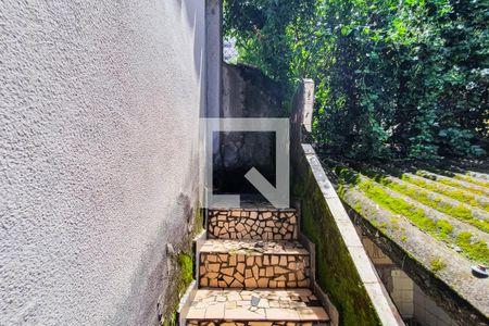 Casa à venda com 196m², 3 quartos e sem vagaEscada