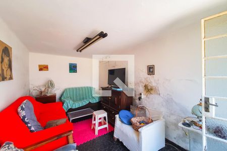 Casa à venda com 196m², 3 quartos e sem vagaSala fundos