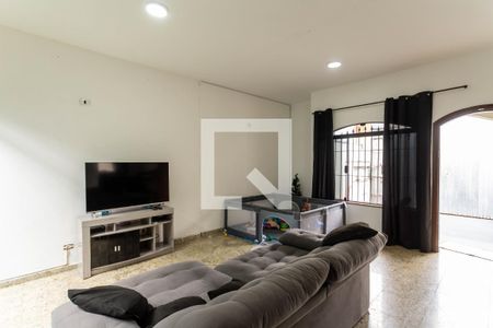 Casa à venda com 250m², 4 quartos e 4 vagasSala