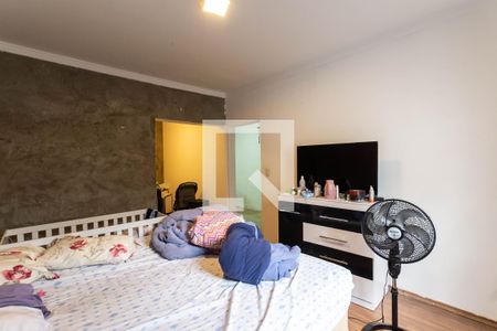 Casa à venda com 250m², 4 quartos e 4 vagasSuíte