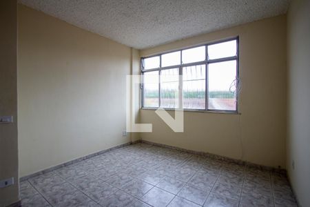 Sala de apartamento para alugar com 2 quartos, 60m² em Colubandê, São Gonçalo