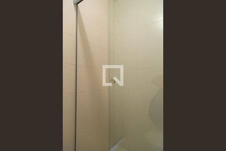 Banheiro de apartamento para alugar com 2 quartos, 56m² em Vila Paulista, São Paulo