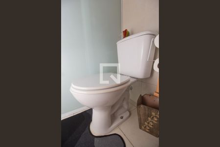 Casa à venda com 125m², 3 quartos e 3 vagas Casa à venda com 125m², 3 quartos e 3 vagasBanheiro de Serviço