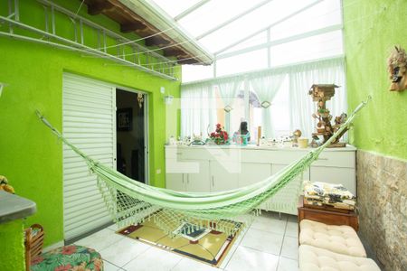 Casa à venda com 125m², 3 quartos e 3 vagas Casa à venda com 125m², 3 quartos e 3 vagasVaranda Quarto 3