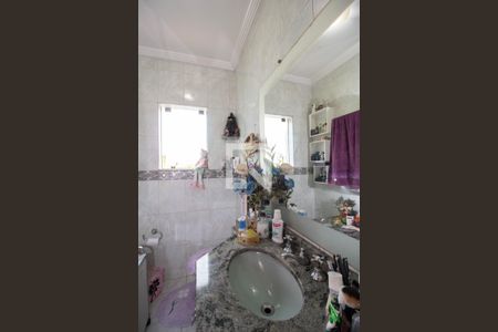 Casa à venda com 125m², 3 quartos e 3 vagas Casa à venda com 125m², 3 quartos e 3 vagasBanheiro da Suíte