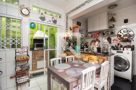 Casa à venda com 125m², 3 quartos e 3 vagas Casa à venda com 125m², 3 quartos e 3 vagasCozinha 1