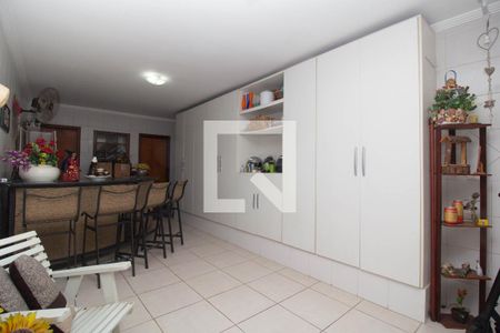 Casa à venda com 125m², 3 quartos e 3 vagas Casa à venda com 125m², 3 quartos e 3 vagasSalão