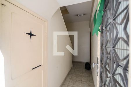 Apartamento para alugar com 82m², 2 quartos e 1 vagaHall