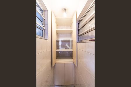 Casa à venda com 185m², 5 quartos e 2 vagasDespensa casa 1