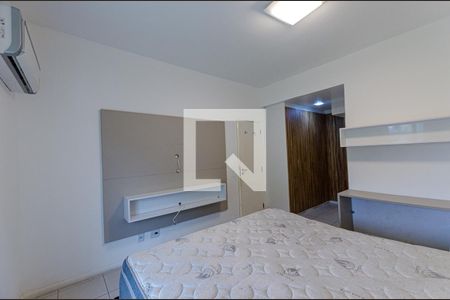 Suite de apartamento à venda com 3 quartos, 202m² em Itaipu, Niterói