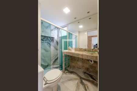 Apartamento à venda com 202m², 3 quartos e 2 vagasBanheiro da Cobertura