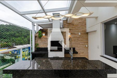 Apartamento à venda com 202m², 3 quartos e 2 vagasCobertura