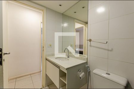Apartamento à venda com 202m², 3 quartos e 2 vagasBanheiro