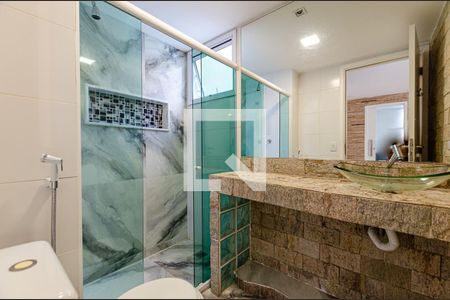 Apartamento à venda com 202m², 3 quartos e 2 vagasBanheiro da Cobertura