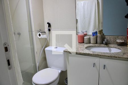 Apartamento à venda com 65m², 2 quartos e 1 vaga Apartamento à venda com 65m², 2 quartos e 1 vagaBanheiro