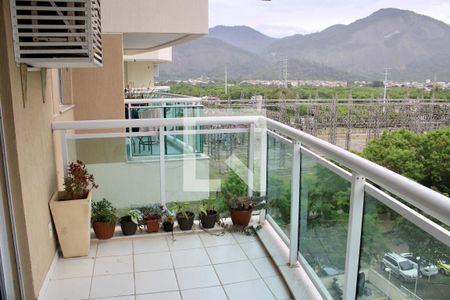 Apartamento à venda com 65m², 2 quartos e 1 vaga Apartamento à venda com 65m², 2 quartos e 1 vagaVaranda da Sala