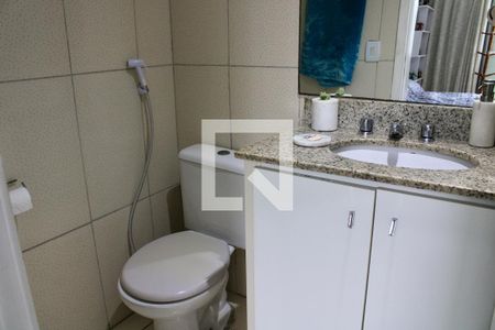 Apartamento à venda com 65m², 2 quartos e 1 vaga Apartamento à venda com 65m², 2 quartos e 1 vagaBanheiro da Suíte