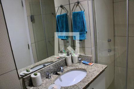 Apartamento à venda com 65m², 2 quartos e 1 vaga Apartamento à venda com 65m², 2 quartos e 1 vagaBanheiro da Suíte