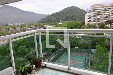 Apartamento à venda com 65m², 2 quartos e 1 vaga Apartamento à venda com 65m², 2 quartos e 1 vagaVaranda da Sala