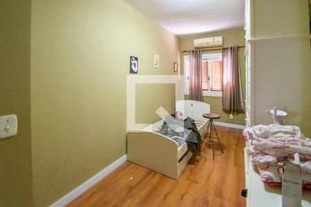 Casa à venda com 297m², 4 quartos e 3 vagasQuarto 2