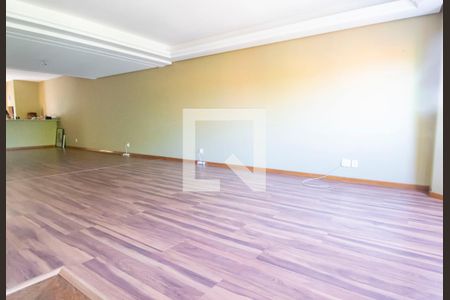Sala de casa à venda com 4 quartos, 297m² em Tristeza, Porto Alegre