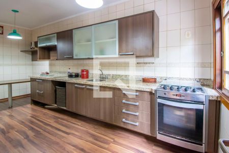 Casa à venda com 297m², 4 quartos e 3 vagasCozinha