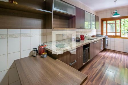 Casa à venda com 297m², 4 quartos e 3 vagasCozinha