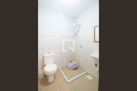 Casa à venda com 297m², 4 quartos e 3 vagasBanheiro de serviço