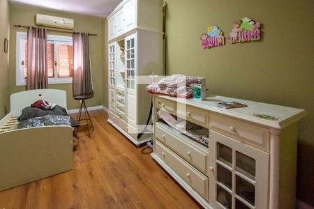 Casa à venda com 297m², 4 quartos e 3 vagasQuarto 2