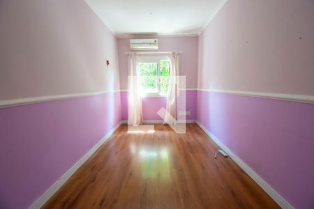 Casa à venda com 297m², 4 quartos e 3 vagasQuarto 1