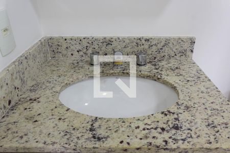 Apartamento à venda com 42m², 1 quarto e 1 vagaBanheiro da Suíte 1
