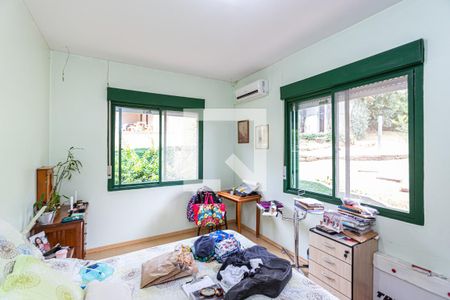 Casa à venda com 277m², 5 quartos e 3 vagasQuarto 5