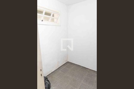 Casa à venda com 350m², 4 quartos e 6 vagasQuarto de Serviço 2