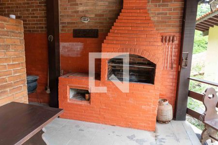 Casa à venda com 350m², 4 quartos e 6 vagasChurrasqueira