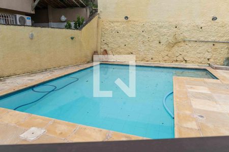 Casa à venda com 350m², 4 quartos e 6 vagasPiscina