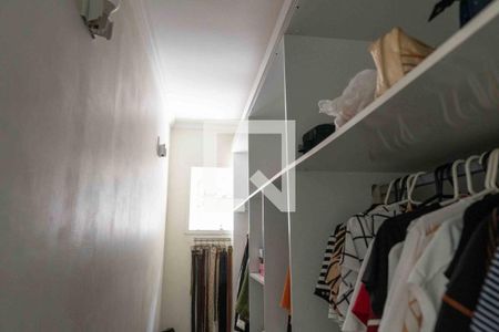 Casa à venda com 350m², 4 quartos e 6 vagasCloset da Suíte