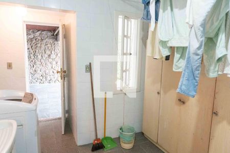 Casa à venda com 350m², 4 quartos e 6 vagasÁrea de Serviço