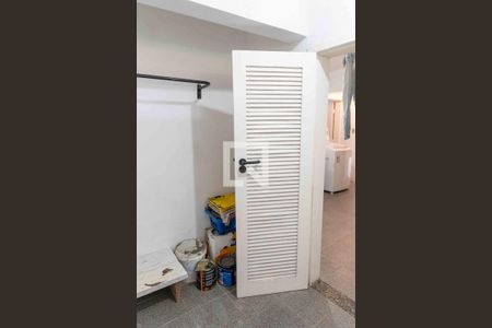 Casa à venda com 350m², 4 quartos e 6 vagasQuarto de Serviço 2