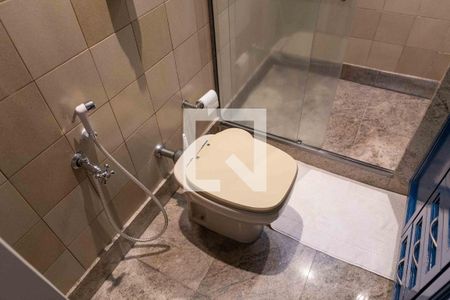 Casa à venda com 350m², 4 quartos e 6 vagasBanheiro Social