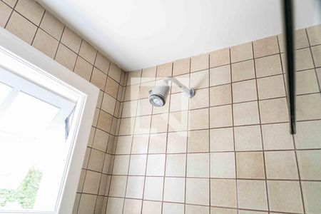 Casa à venda com 350m², 4 quartos e 6 vagasBanheiro da Suíte